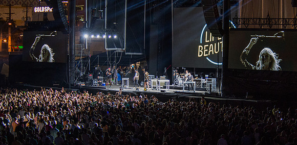 Stevie Wonder at Life is Beautiful-1-9