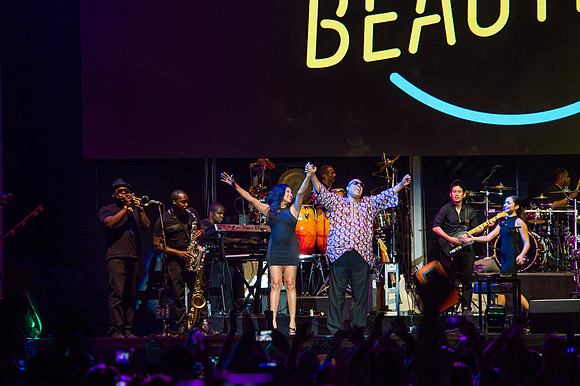 Stevie Wonder at Life is Beautiful-1-6